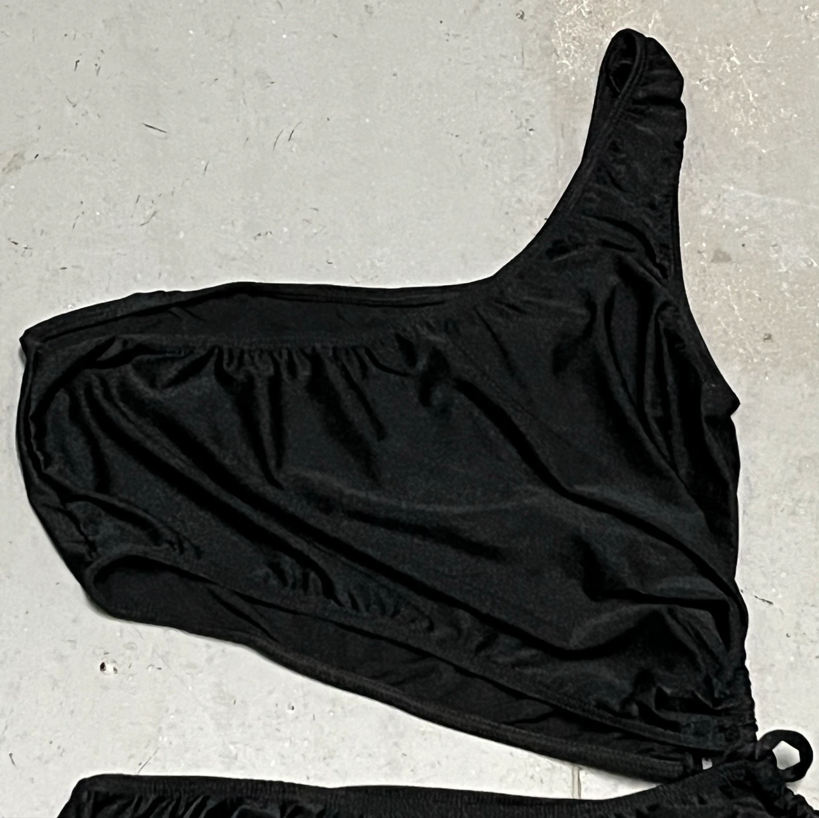 Vestido largo negro abierto  – photo 5